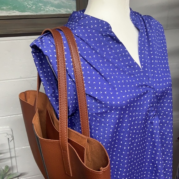 NWOT Vince Camuto Leather Tote - Picture 5 of 7